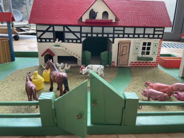 Spielzeug Bauernhof Vintage Holz mit Tieren und Figuren