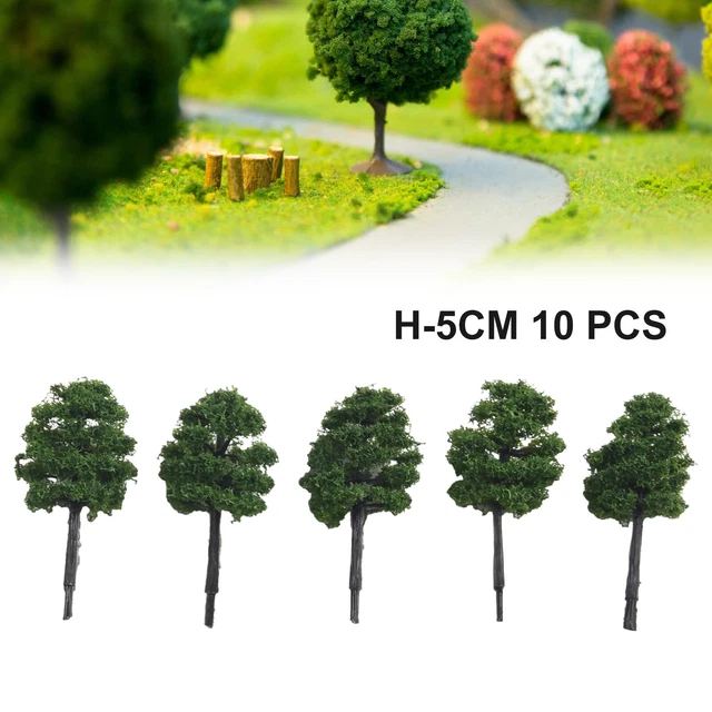 Créez une scène réaliste avec des arbres modèles de train de 5 cm et des pay