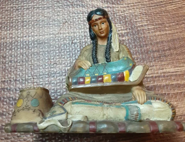 AMERICAN INDIAN SCULPTURE OF A Woman SITTING w/babie 5.5” High Young