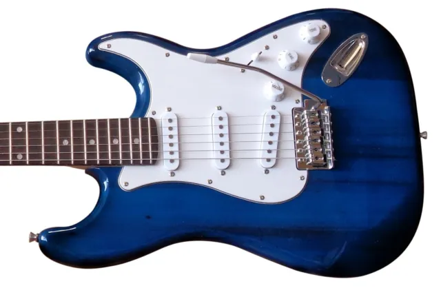 E-Gitarre MSA ST5 BLT dunkelblau, Massivholzkörper, Top Auswahl,Anschlußkabel,