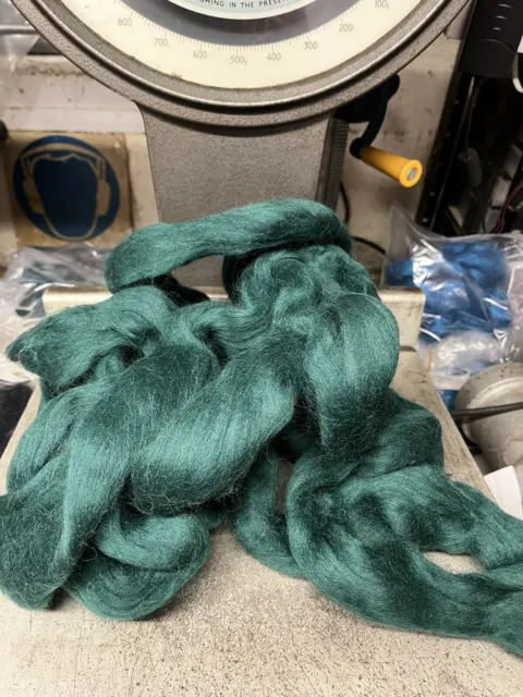 Hunter Green Merino Wool Roving/Laps 50g for Crafting/Spinning and Wet Felt