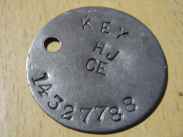 WW2 RELIC DOGTAG ww2 RAC RTR Recce Replacement from GSC - KEY 788 EUR ...