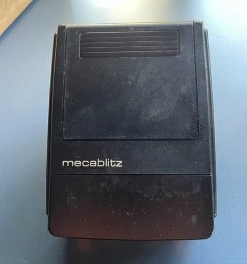 Metz Mecablitz 30 BCT-4 Shoe Mount Flash