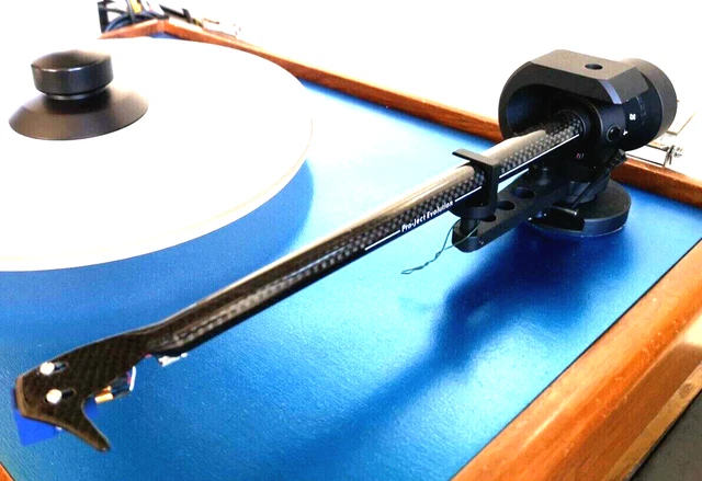 Bras Pro-ject 12cc Evolution et cellule ORTOFON Quintet bleu Bras Pro-ject 12cc Evolution et cellule ORTOFON Quintet bleu