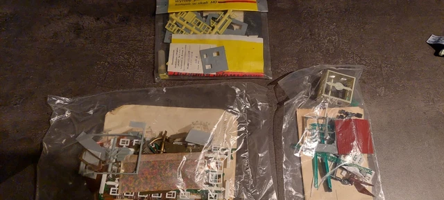 Coffret 5 Maquettes MKD à Monter - La Rue Du Marché 695 - NEUF Scellé