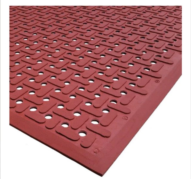 Cactus Mat 2540-R35 VIP Guardian 3' x 5' Red Grease-Proof Anti-Fatigue