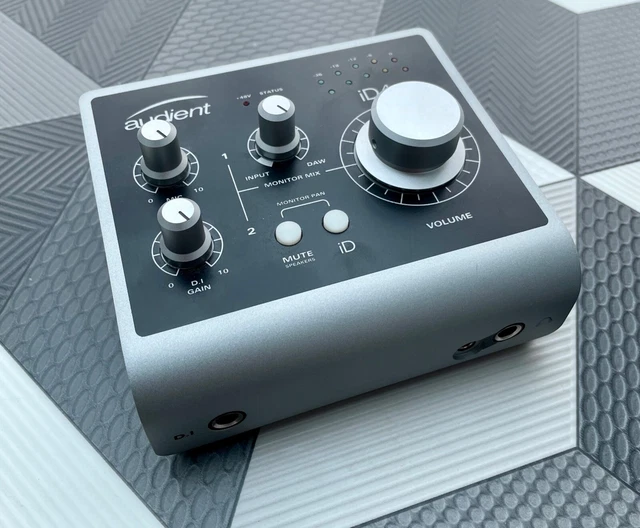 2021新発 audient iD4mkII 2in 2out USB3.0対応オーディオ インターフェース 国内正規品