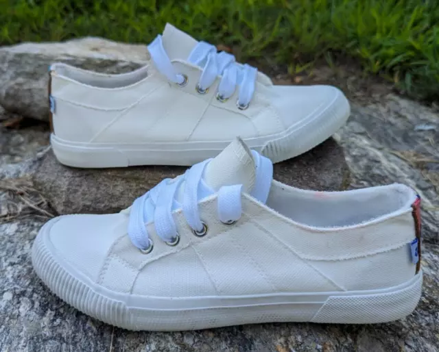 Tommy Bahama Women's Lace-up Sneaker Canvas White Beach Boat Shoes Casual Sz 6.5