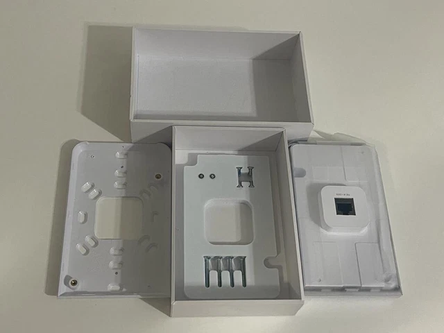 Ubiquiti UniFi In-Wall Wi-Fi Access Point - White (UAP-IW-HD)