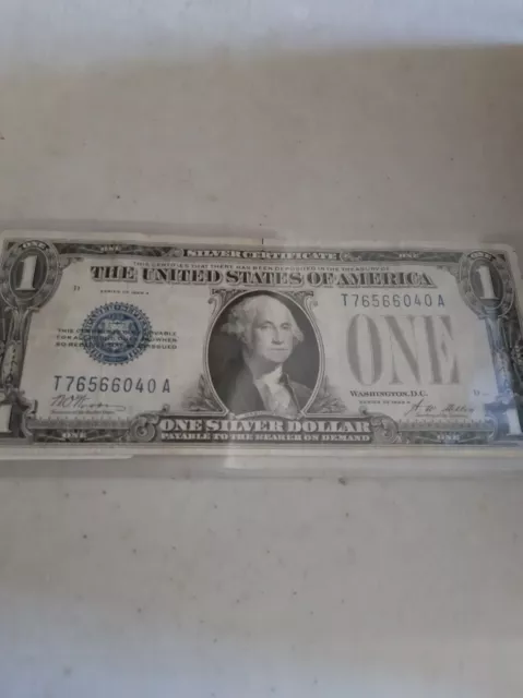 1928A - Funnyback - $1 - Silver Certificate - Blue Seal(Vf)