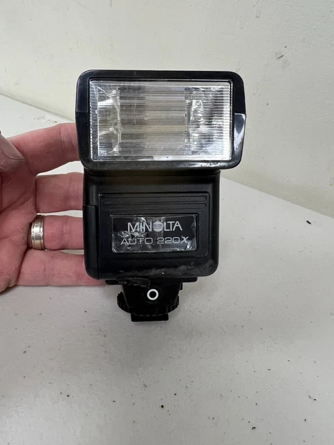 Konica Minolta Auto Electroflash 220x Shoe Mount Flash - Untested