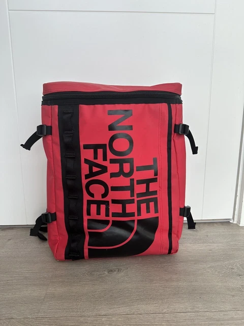 The North Face Base Camp Fuse Box