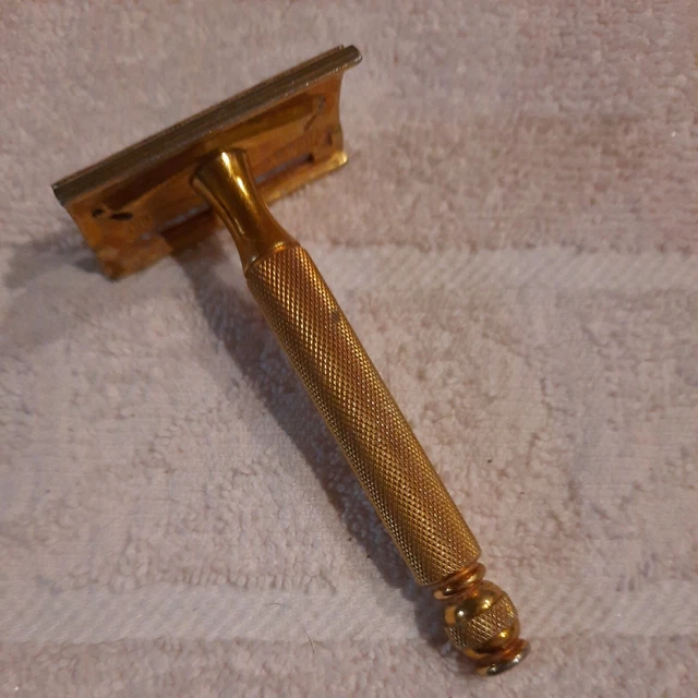 Vintage 1940's Gillette Ball End Gold TECH DE Safety Razor Clean!