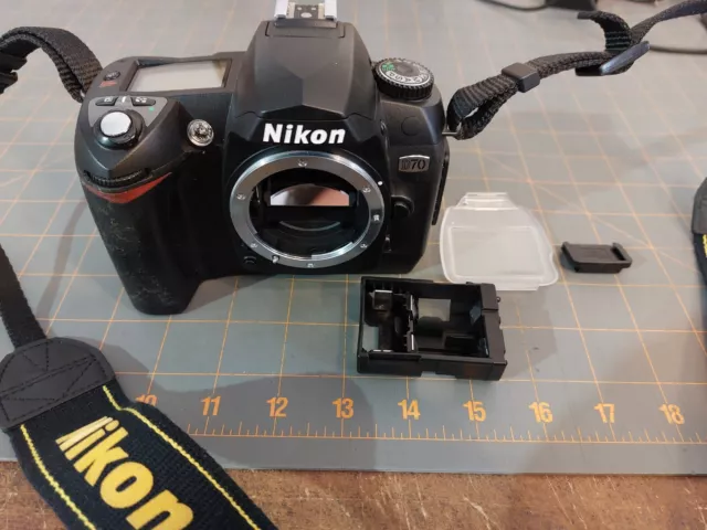 Nikon D70 6.1 M/P Digital SLR Camera Body Only