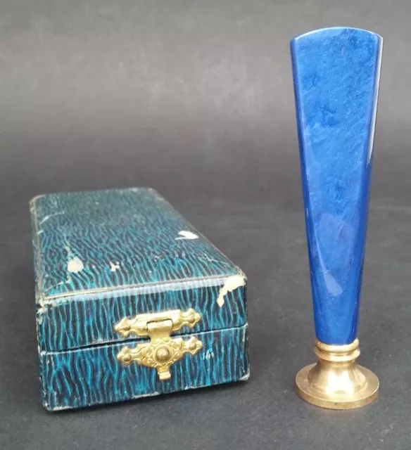 SUPERBE ancien SCEAU CACHET TAMPON ART DECO en BAKELITE BLEUE style LAPIS LAZULI