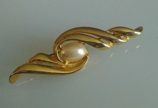 Belle Broche Vintage LANVIN GERMANY - Dorée à Perles Beiges, Pièce Rare Et élégante