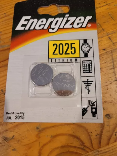 Piles ENERGIZER CR2025 3V Lithium Lot 2 piles sous Blister