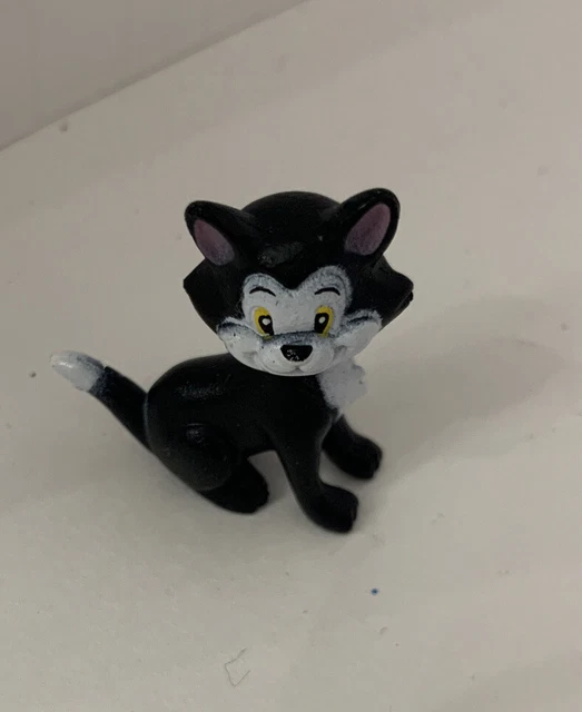 FIGARO Disney PINOCCHIO CAT KITTEN PVC TOY Figure BIRTHDAY CAKE TOPPER 1.5”