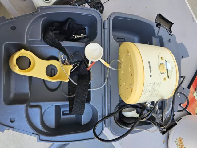 Medela Symphony 2.0 breast pump, Used 440 hours, Medela Symphony 2.0 breast pump, Used 440 hours,