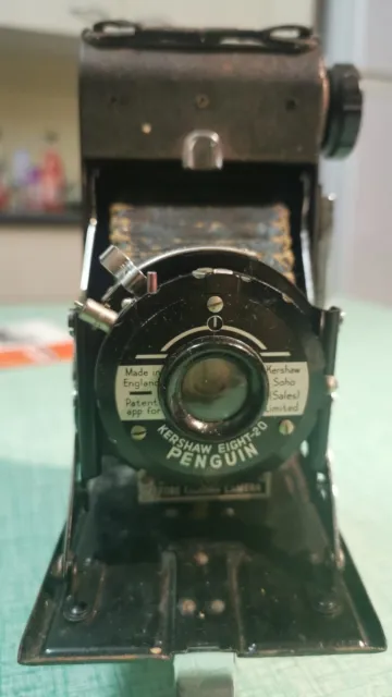 Kershaw EIGHT-20 PENGUIN VINTAGE CAMERA 120roll film. Shutter, aperture focus ok