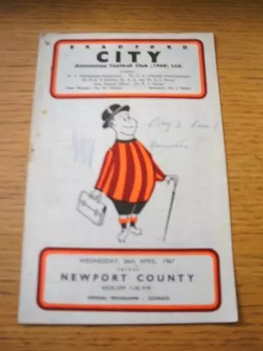 26/04/1967 Bradford City v Newport County  (Creased, Folded & Writing On Cover).