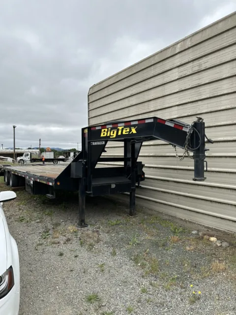 Big Tex 22gn gooseneck trailer flatbed