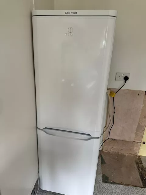 Indesit IBD5517WUK Fridge Freezer - White