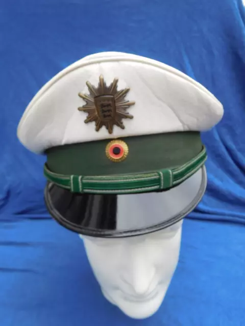 Baden-Württemberg - Schirmmütze - weiß - m.  Dienst - alte Uniform (1977)