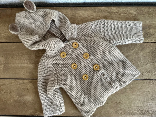 EUC Mini Boden Baby Knit Bear Cardigan Hoodie Sweater Infant 0-3 months Brown