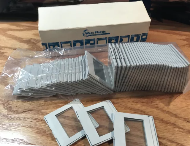 Wess Plastic Box Of 50 35mm Film Slide Mounts AAA002 Glass NOS