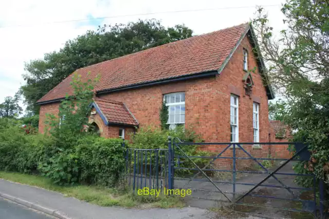 Photo 12x8 Former school, Scampston I&#039;m assuming that this was a scho c2014