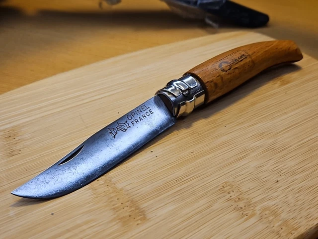 Couteau OPINEL Tradition Luxe N ° 8 manche en Chêne, lame 8.5cm