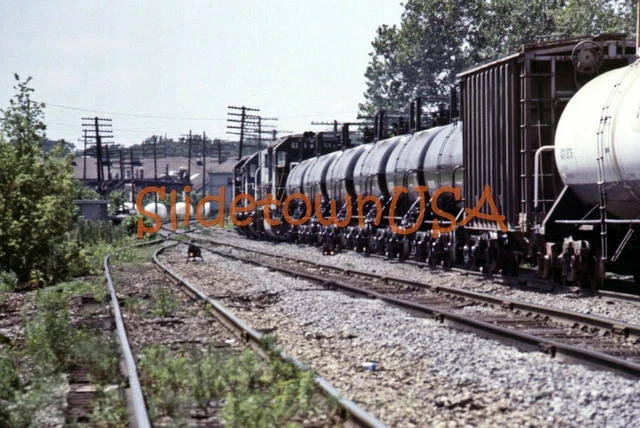 Vtg 1977 Orig Photo Train Slide 2365 PC Penn Central Engine X2D195