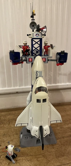 Playmobil 6195 city action space rocket with sales launch site and flashing lights & sounds