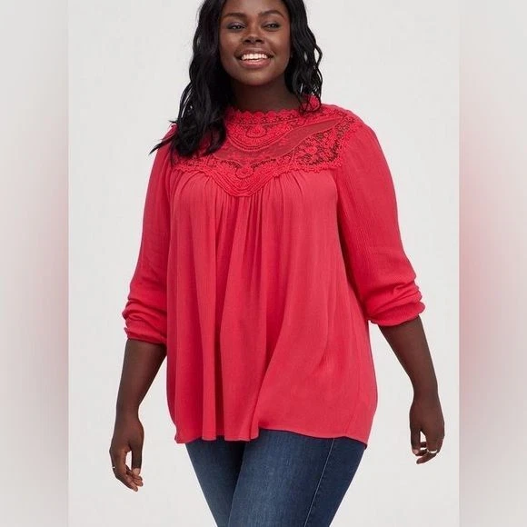 Torrid Red Crinkle Gauze Crochet Lace Detail Top Women's Size 2X