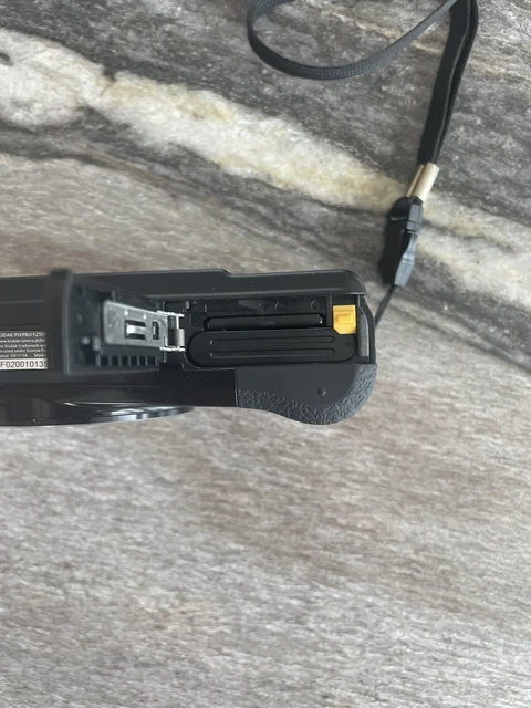 Kodak PIXPRO FZ151 16.2MP Digital Camera Black + USB Charger + 8GB Memory Card ! 14