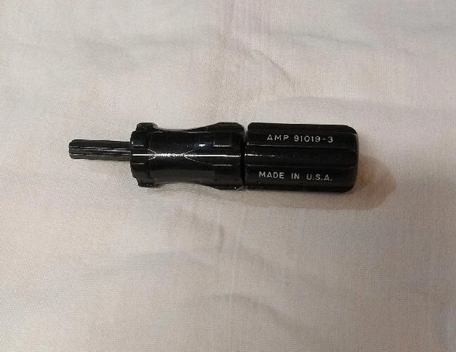 TE Connectivity/AMP 91019-3 Extraction Tool for Type XII Contacts Male & Female