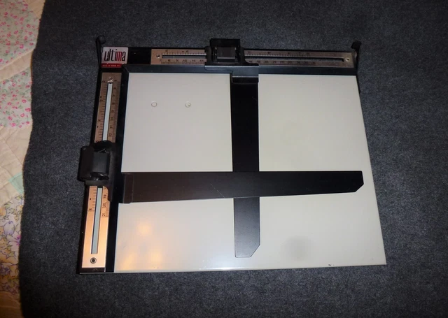 Ultima Photo Enlarging Easel - See Photos