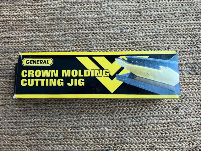New General Tools Crown King Molding Cutting Jig #881 with Protractor, Yellow
