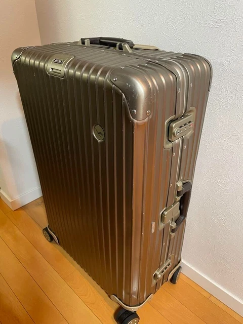 Rimowa classic lufthansa hot sale