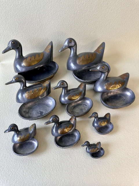 Canards anciens etain et laiton vide poches