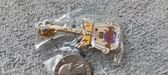 Hard Rock Cafe Guitar Pin Tokyo Osaka Destin Earth Day Halloween Alamo Vault Elk