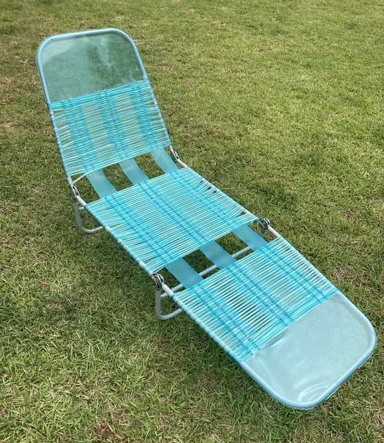 VINTAGE FOLDING JELLY Tube Trifold Lounge Beach Lawn Chair Blue Green