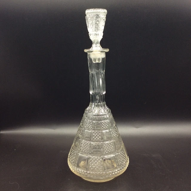 Carafe verre soufflé moulé à décor géométrique de carrés par Legras début XXème