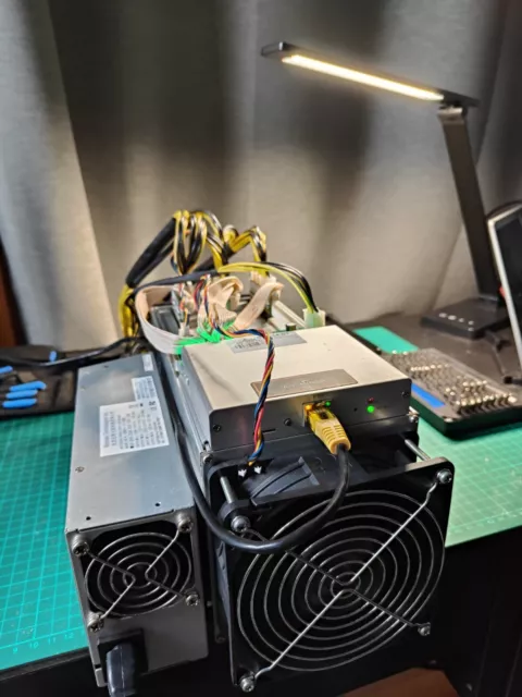 BITMAIN Antminer S9 14THs Bitcoin Miner with BITMAIN APW3++ PSU 1600W 2