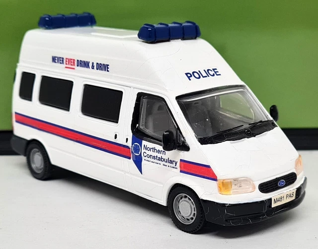 C'SM 1/43 FORD Transit Van Code 3 Central Scotland Police Accident Unit