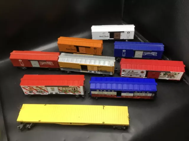 Lot of (9) Boxcars, Reefers & Flat Car O / 027 Gauge Trains [K-Line]