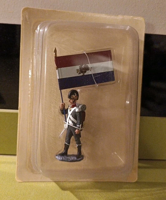 Figurine Hachette Porte-Drapeau Napoléonien 1ère Demi-Brigade Légère - Collection Plomb - Occasion