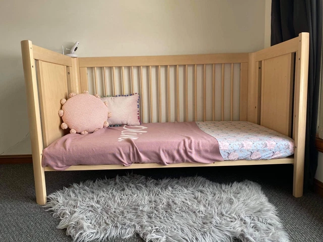 Troll sun hot sale cot package