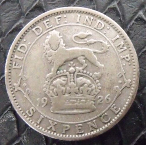 1926 GEORGE V SILVER SIXPENCE  ( 50% Silver )  British 6d Coin.   495